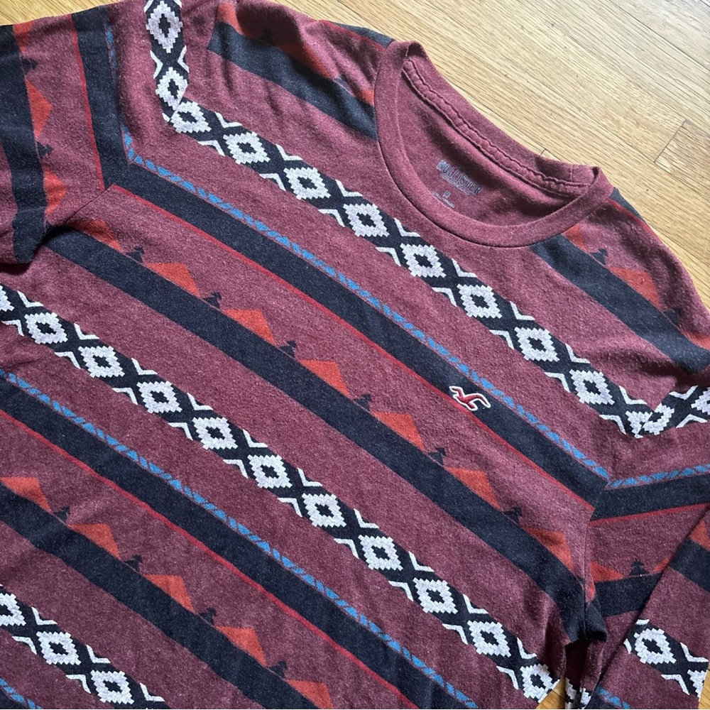 Hollister Long Sleeve Shirt Southwestern Aztec Western‎ Maroon Men’s Medium Boho